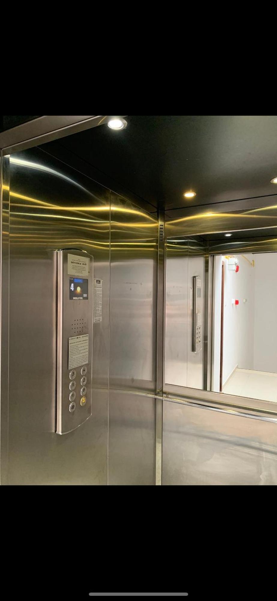 Centru Unirii Luxury Vip Palmier Apartament 2 Camere Cu Terasa Exterioara Amenajata ! Parcare Subterana Privata Climatizata Si Supravegheata Video Dar Doar Cu Rezervare In Limita Locurilor Disponibile !Proprietate In Regim Hoteliep - Nu Are Bucatarie Bucarest Extérieur photo