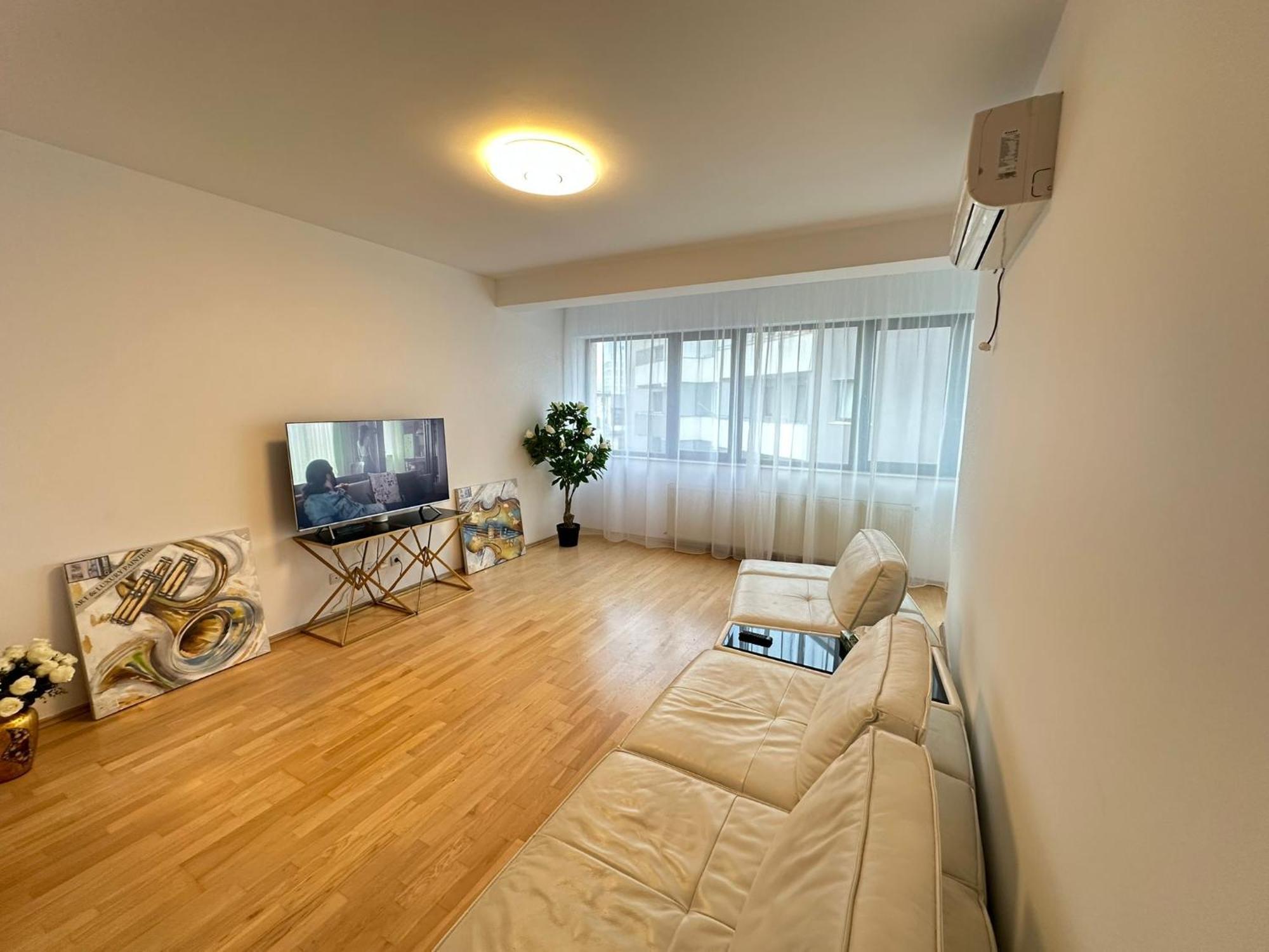 Centru Unirii Luxury Vip Palmier Apartament 2 Camere Cu Terasa Exterioara Amenajata ! Parcare Subterana Privata Climatizata Si Supravegheata Video Dar Doar Cu Rezervare In Limita Locurilor Disponibile !Proprietate In Regim Hoteliep - Nu Are Bucatarie Bucarest Extérieur photo